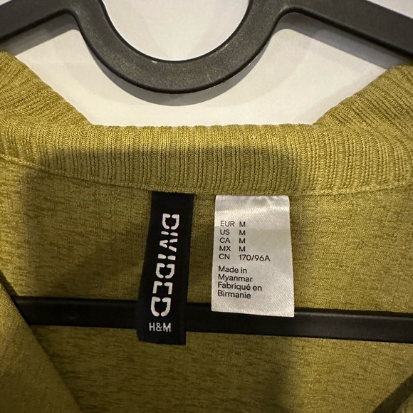 Lime green H&M full sleeve blouse (with zip) - Picture 3 of 3